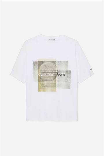 Calvin Klein Layered Graphic Relaxed T-shirt - White